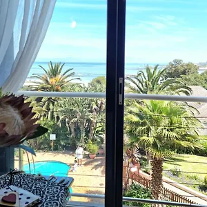 Apartment18lifestyle Beachfront Apartment Gordons Bay