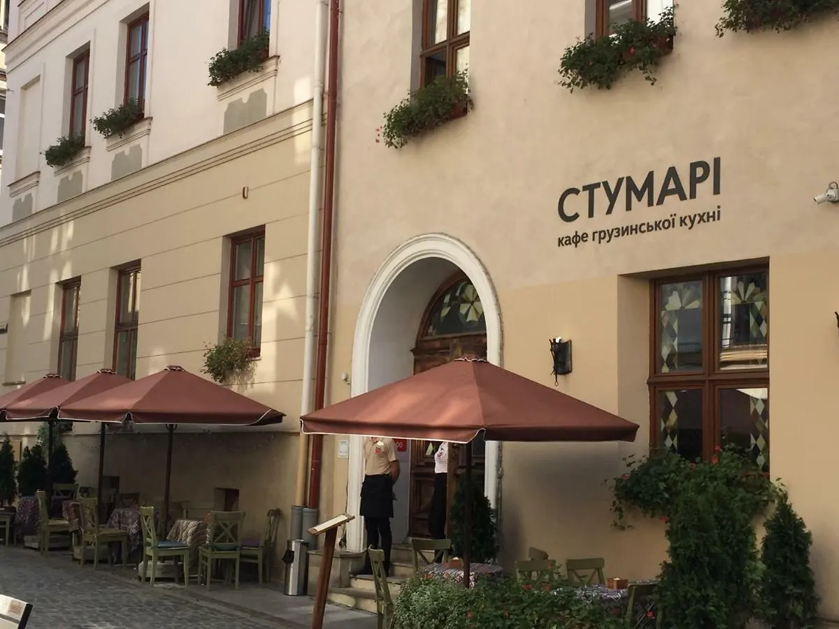 Apartment On Lesi Ukrainky Lviv